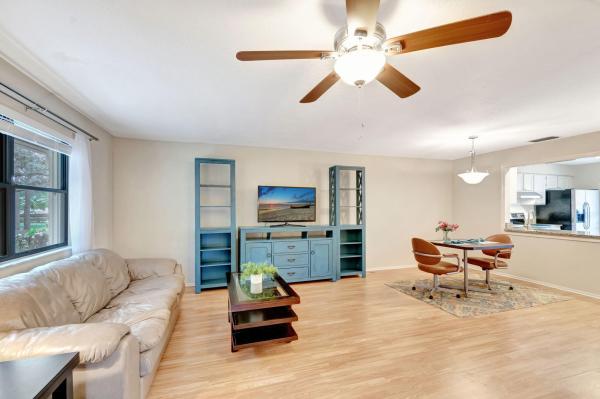 Strathmore Gate, 217 Thorn Apple Ct, Royal Palm Beach, Florida 33411, image 2