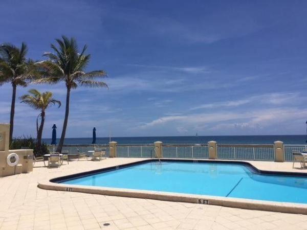 La Bonne Vie, 3475 S Ocean Blvd #210, Palm Beach, Florida 33480, image 1
