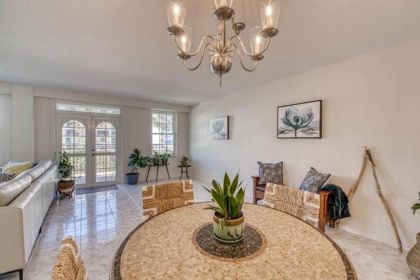 La Bonne Vie, 3475 S Ocean Blvd #2100, Palm Beach, Florida 33480, image 1