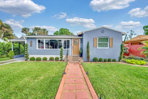 Hibiscus Park, 806 S 12th St, Fort Pierce, Florida 34950, image 1