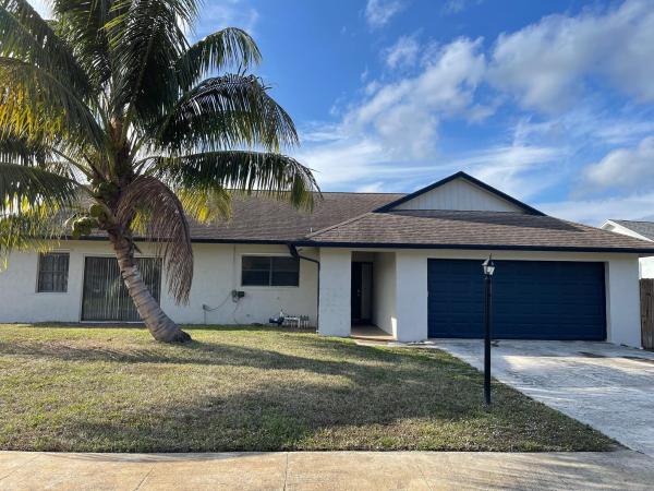 Lakes Of Lantana, 8056 Marshwood Ln, Lake Worth Beach, Florida 33467, image 1