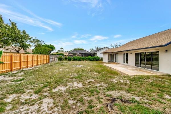 Lakes Of Lantana, 8056 Marshwood Ln, Lake Worth, Florida 33467, image 3