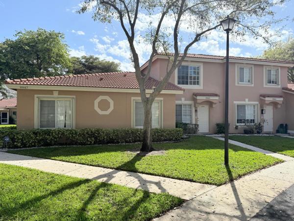 Santa Cruz, 9945 Kamena Cir, Boynton Beach, Florida 33436, image 1