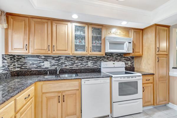 Poinciana Gardens At Poinciana Place, 3212 Strawflower Way #105, Lake Worth Beach, Florida 33467, image 1