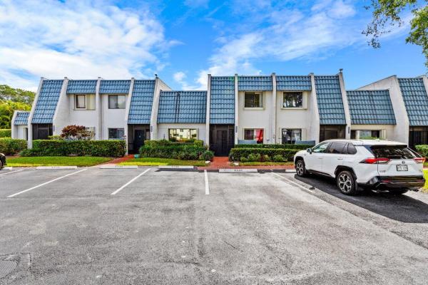 The Townhouses At The Fountains Of Palm Beach, 4330 Fountains Dr, Lake Worth Beach, Florida 33467, image 1