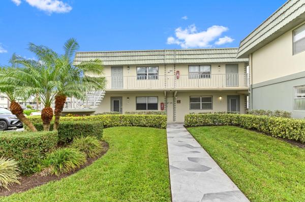 577 Monaco M, Delray Beach, Florida 33446, image 1
