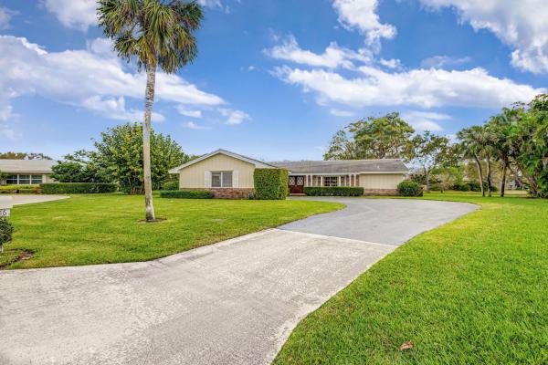 PGA National Golf Club Estates, 10316 Seagrape Way, Palm Beach Gardens, Florida 33418, image 1