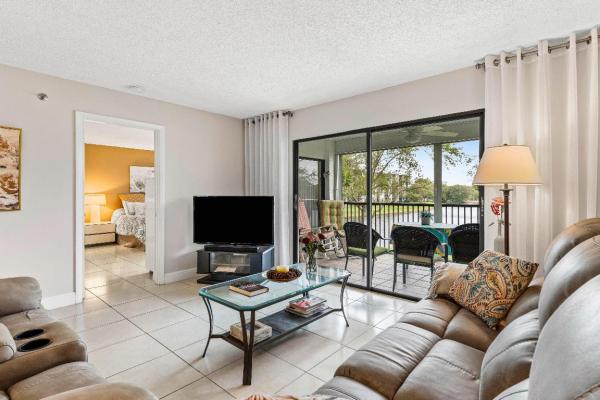 Water Chase At Cypress Bend, 2238 N Cypress Bend Dr #207, Pompano Beach, Florida 33069, image 1