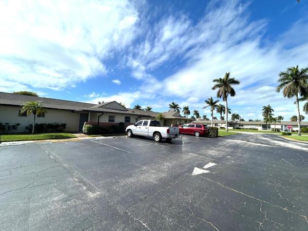 Ashley At Cresthaven Villas, 2810 Ashley Dr E #D, West Palm Beach, Florida 33415, image 3