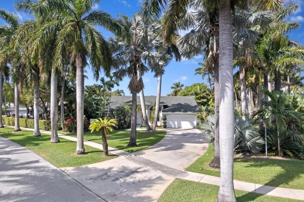 Hidden Valley, 300 N Country Club Blvd, Boca Raton, Florida 33487, image 1