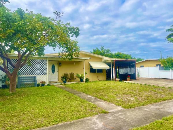 Lantana Heights, 913 S 11th St, Lantana, Florida 33462, image 1