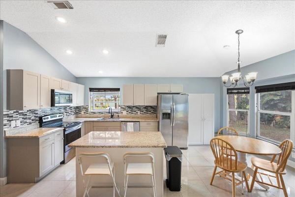 Floresta Pointe, 1474 SE Navajo Ln, Port St. Lucie, Florida 34983, image 3