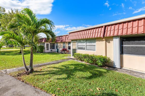 Covered Bridge, 528 Franconia Cir, Lake Worth Beach, Florida 33467, image 1