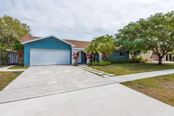 South Shore Of Wellington, 1184 Mystic Way, Wellington, Florida 33414, image 1