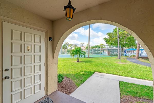Pine Ridge 3, 337 Pine Ridge Cir #B-1, Greenacres, Florida 33463, image 1