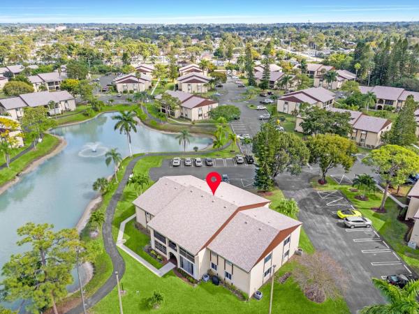 Pine Ridge 3, 337 Pine Ridge Cir #B-1, Greenacres, Florida 33463, image 2