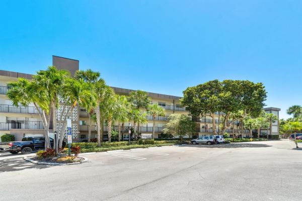 Seagate Of Gulfstream, 2000 S Federal Hwy #107, Boynton Beach, Florida 33435, image 1