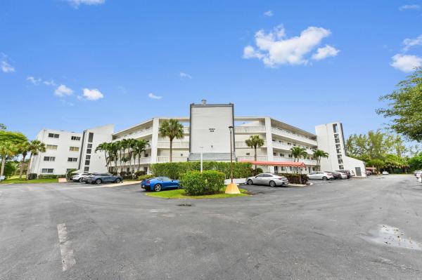 Essex At Poinciana Place, 3326 Arcara Way #410, Lake Worth Beach, Florida 33467, image 1