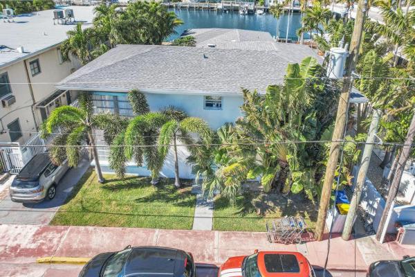 Beach Bay, 8430 Byron Ave, Miami Beach, Florida 33141, image 1