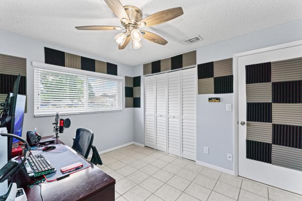 Lucerne Lakes North, 7123 Pine Manor Dr, Lake Worth, Florida 33467, image 1