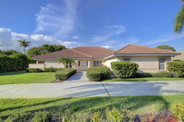 Pine Tree Golf Club, 4379 Saint Andrews Dr, Boynton Beach, Florida 33436, image 1