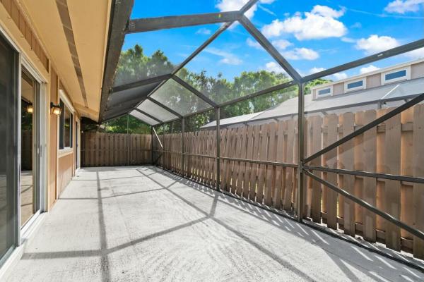 262 Maplecrest Cir, Jupiter, Florida 33458, image 1