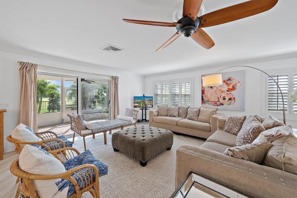 Lake Worth Town, 314 N Lakeside Dr, Lake Worth Beach, Florida 33460, image 1