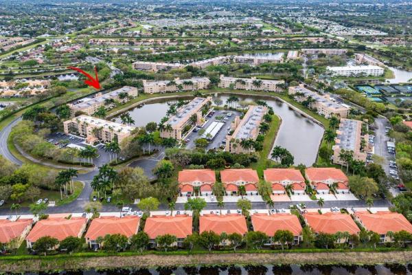 Coral Cove At Coral Lakes, 12565 Imperial Isle Dr #106, Boynton Beach, Florida 33437, image 2