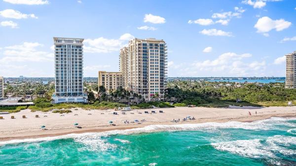 Palm Beach Marriott Singer Island Beach Resort & Spa, 3800 N Ocean Dr #500, Riviera Beach, Florida 33404, image 1