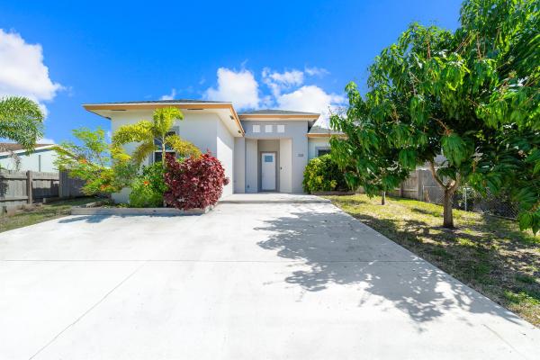 Greenacres No HOA, 328 Jackson Ave, Greenacres, Florida 33463, image 1