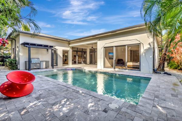Lake Ida Manor, 718 NW 5th Ave, Delray Beach, Florida 33444, image 1