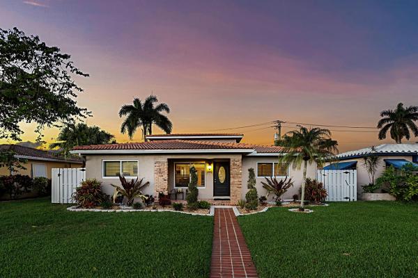 Dalton View, 209 SE 3rd Ter, Dania Beach, Florida 33004, image 1