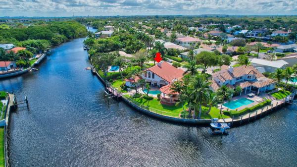 Carriage Hill, 611 SW 15th St, Boca Raton, Florida 33486, image 1