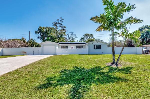 Monmouth Estates, 628 Madeline Dr, West Palm Beach, Florida 33413, image 1