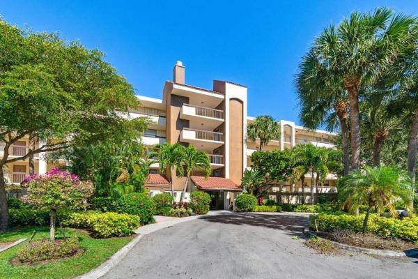 Lavers Resort & Racquet Club, 955 Egret Cir #408, Delray Beach, Florida 33444, image 1