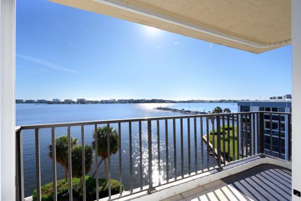 Hidden Harbour Of The Palm Beaches, 896 N Federal Hwy #532, Lantana, Florida 33462, image 1