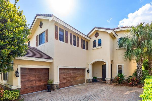 Versailles At Wellington, 10322 Medicis Pl, Wellington, Florida 33449, image 1