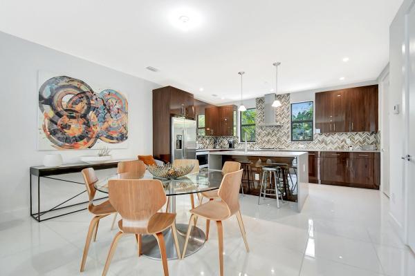 Village At Wilton Manors, 623 NE 22nd Dr, Wilton Manors, Florida 33305, image 3
