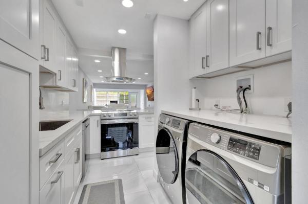 The Pines Of Delray, 2510 Black Olive Blvd #104, Delray Beach, Florida 33445, image 1