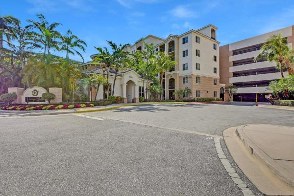 Vizcaya Lakes, 1690 Renaissance Commons Blvd #1419, Boynton Beach, Florida 33426, image 1