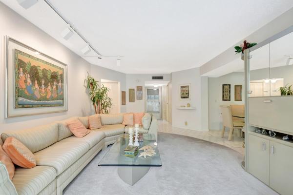 Norfolk At Poinciana Place, 3524 Via Poinciana #304, Lake Worth Beach, Florida 33467, image 1