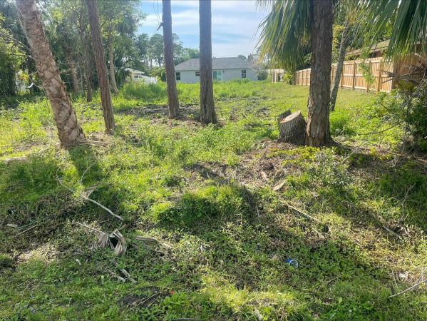 Indian River Estates, 5913 Raintree Trail Trl, Fort Pierce, Florida 34982, image 1