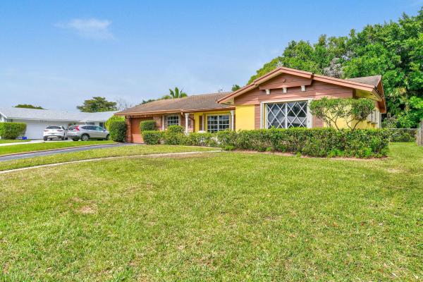 Palm Beach Gardens No HOA, 4361 Daffodil Cir, Palm Beach Gardens, Florida 33410, image 1
