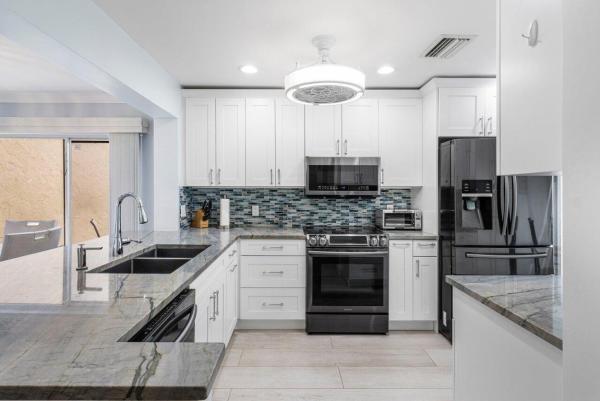 Stratford At Hunters Run, 17 Stratford Dr E #G, Boynton Beach, Florida 33436, image 2