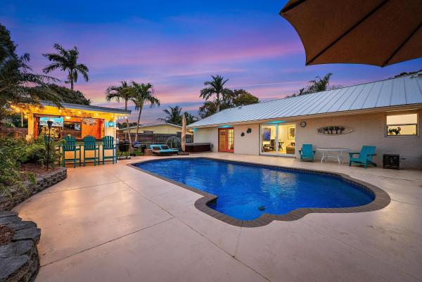 Penn Park, 407 Philadelphia Dr, Jupiter, Florida 33458, image 1