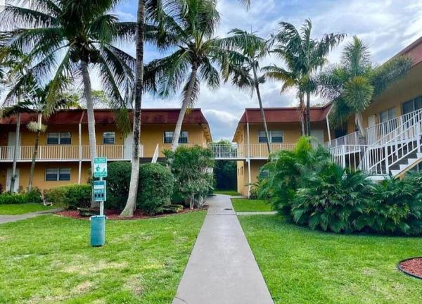 200 Croton 202nd Ave #202, Lantana, Florida 33462, image 1