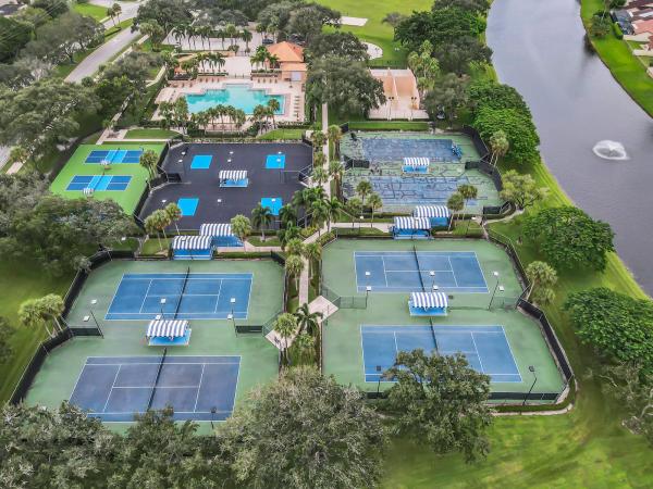 Village Of Sandalwood Lakes, 1116 11th Way, West Palm Beach, Florida 33407, image 2