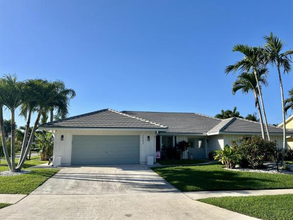 Frenchmen's Landing, 2543 Monaco Ter, Palm Beach Gardens, Florida 33410, image 1