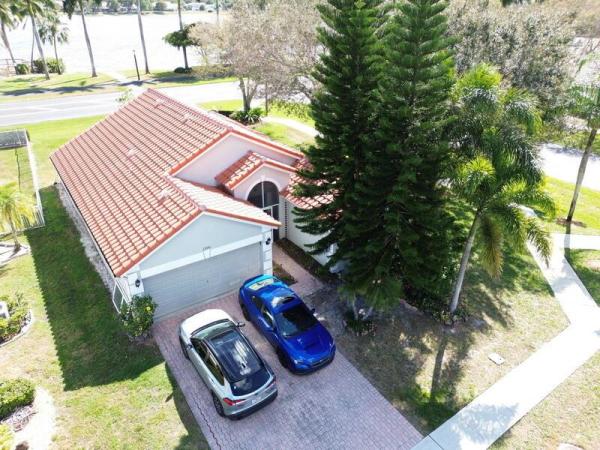 The Estates At Oak Hamlet, 1599 Oak Berry Cir, Wellington, Florida 33414, image 1