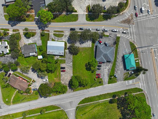 Sunrise Estates, 2203 Sunrise Blvd, Fort Pierce, Florida 34950, image 2
